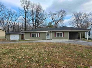 304 Oaks Rd, Paducah, KY 42003