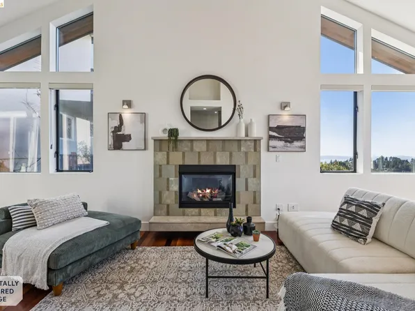 46 Carisbrook Ln, Oakland, CA 94611