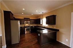 2nd image of 1227 Snowball Ln