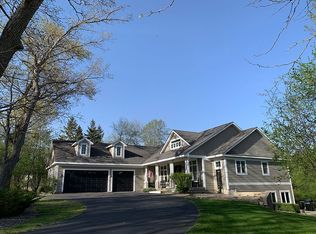 1321 Eagle Dr, Lake Geneva, WI 53147