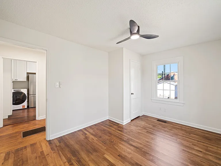 2312 Maple St — Photo 23