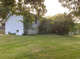 330 Old Orchard Cir, Arnold, MO 63010