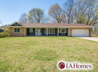 3213 Blue Ridge Dr NE, Cedar Rapids, IA 52402