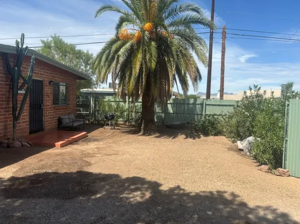 2202 E 17th St, Tucson, AZ 85719