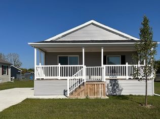 24262 Redwood Dr #262, Chelsea, MI 48118