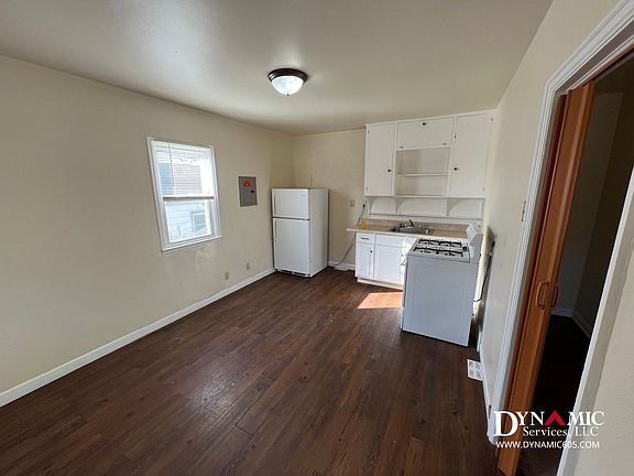 4th image of 403 S Wayland Ave APT 1