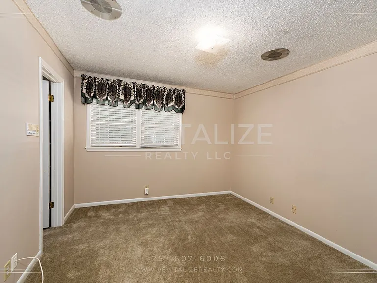 962 Lansdale Ct — Photo 26