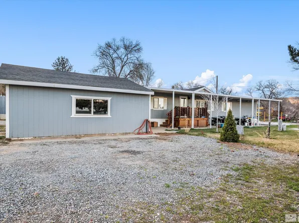 5238 Slope Dr, Sun Valley, NV 89433
