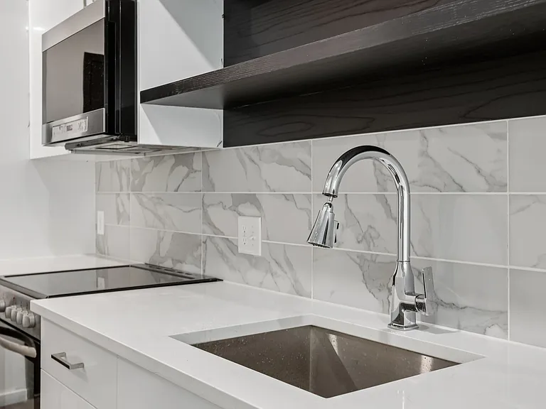 Annex 1201 — Photo 18