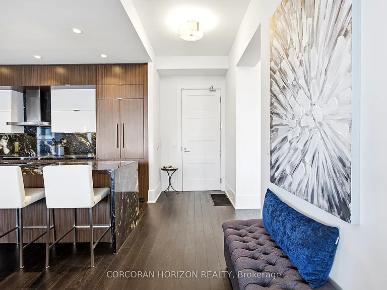 300 Front St W #4403 — Photo 2