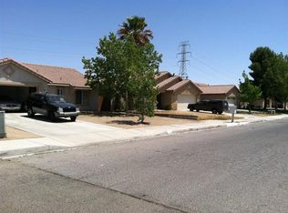 11254 Rosedale Dr, Adelanto, CA 92301