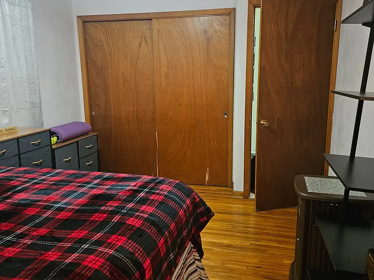 420 S Front St — Photo 10