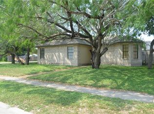 13148 Oglethorpe Dr, Corpus Christi, TX 78410