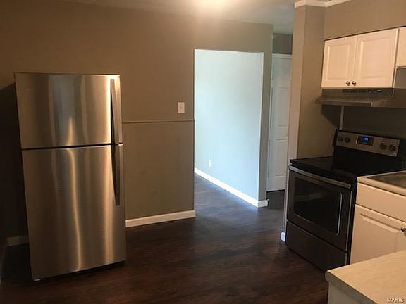 4th image of 801 Arline Dr