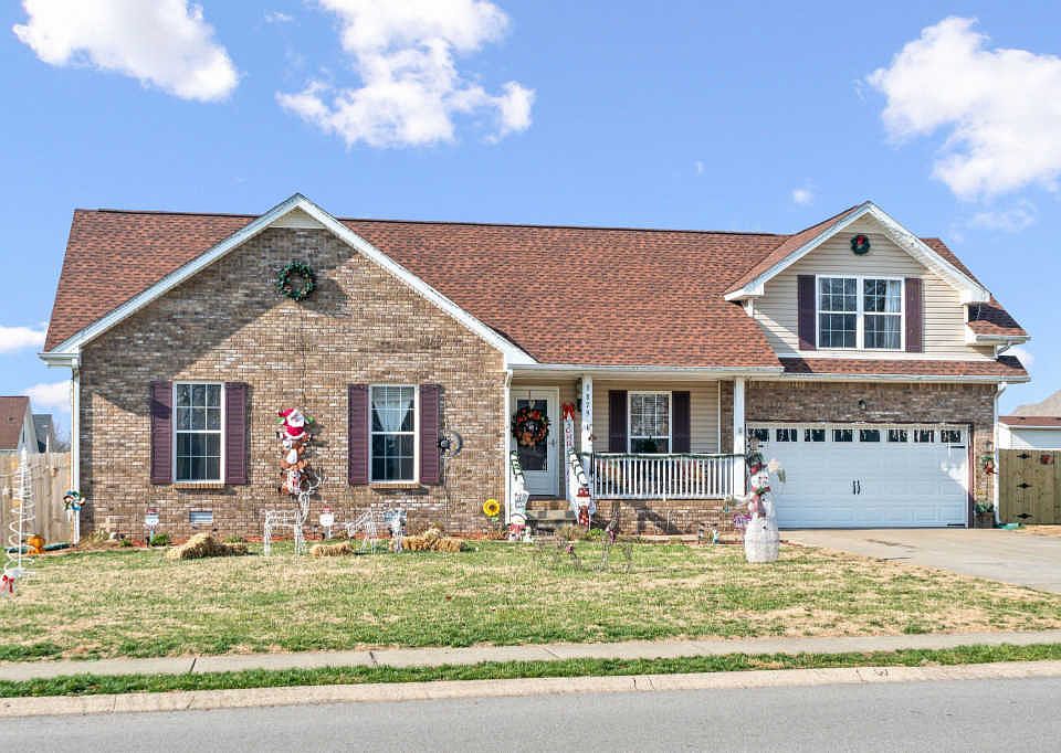1st image of 3879 Benjamin Dr