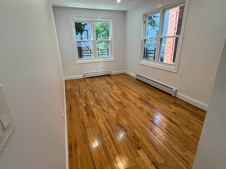 245 Newkirk Ave #2 — Photo 13