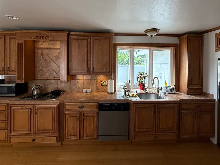 131 Foster Rd — Photo 4