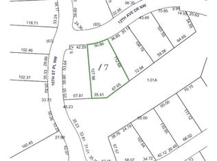 1069 12th Avenue Dr #17, Hickory, NC 28601