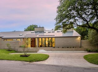 9119 Guernsey Ln, Dallas, TX 75220