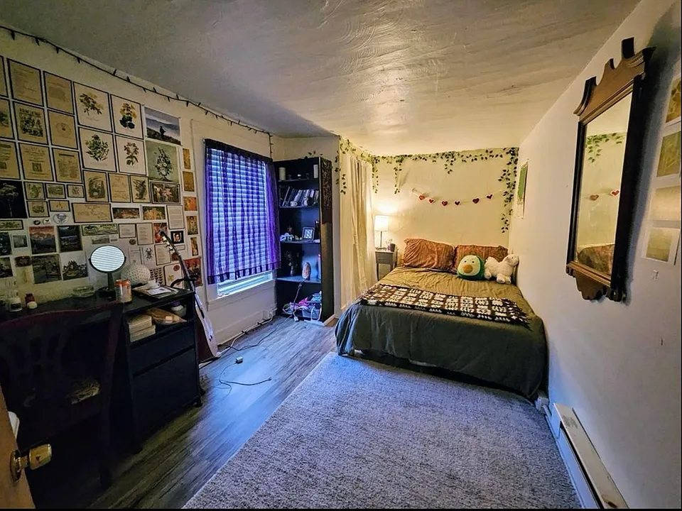 59 S East St #4