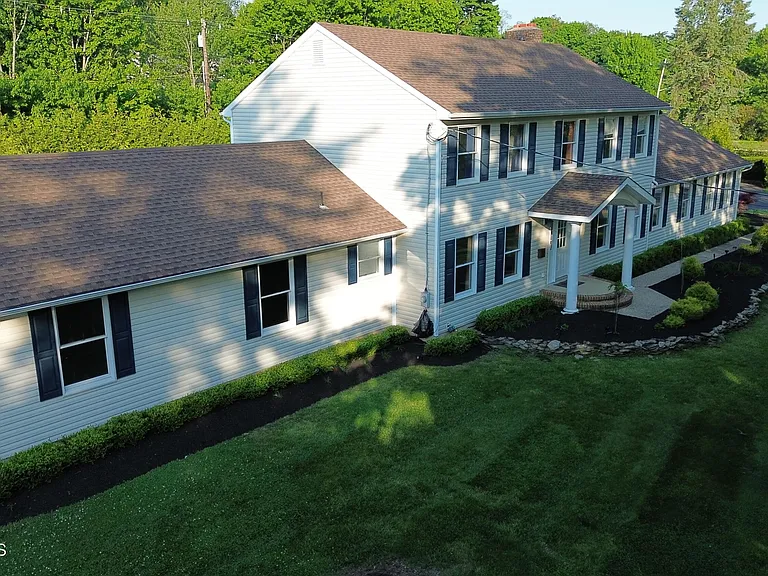 220 Branch Ave — Photo 61
