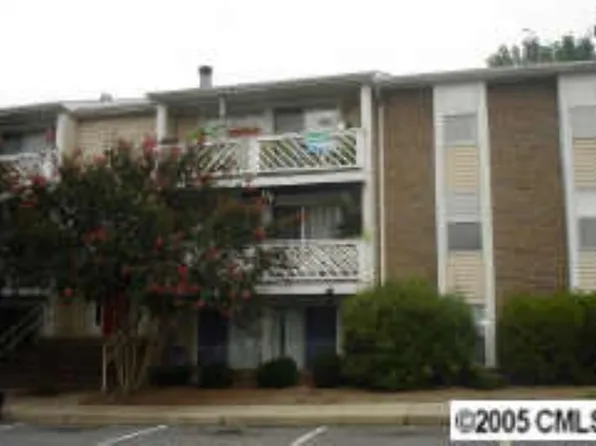 9630 Old Gate Dr #M, Matthews, NC 28105