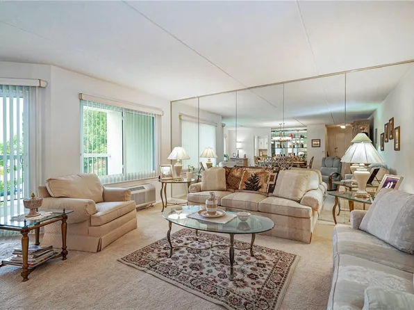 300 High Point Drive #503, Hartsdale, NY 10530