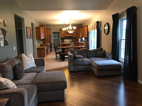 Livingroom/Kitchen
