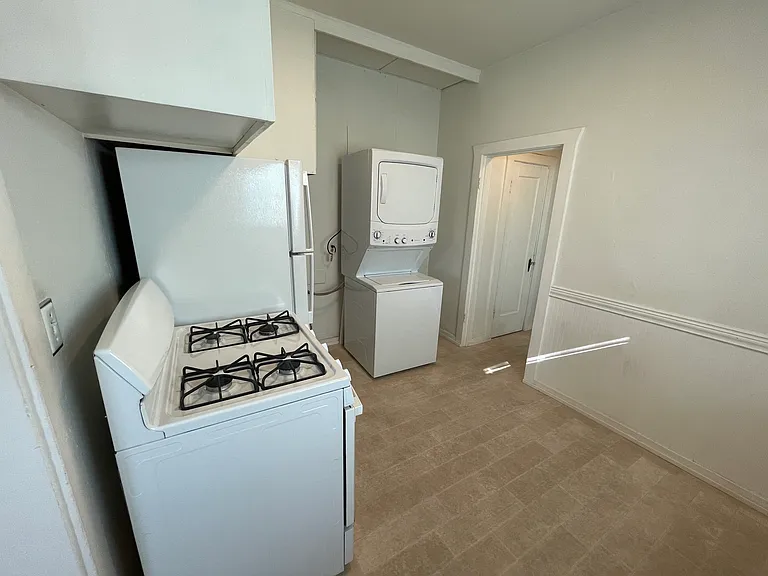 418 W Main St #2 — Photo 7