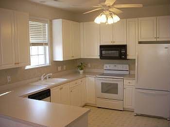 1st image of 106 Thornfield Dr