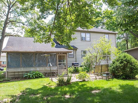 4th image of 864 Lynridge Dr