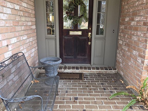 2nd image of 1337 Country Place Dr