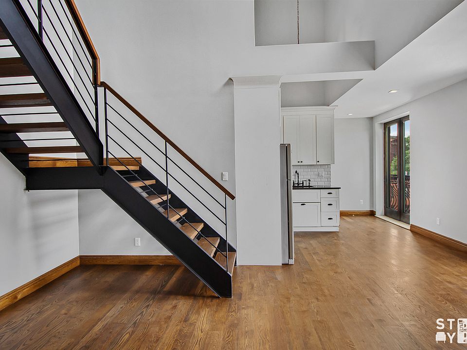1st image of 599 Myrtle Ave Penthouse L
