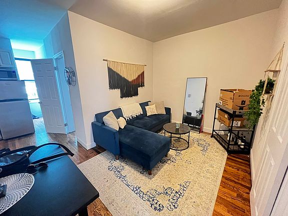 3rd image of 203 1st Ave APT 1