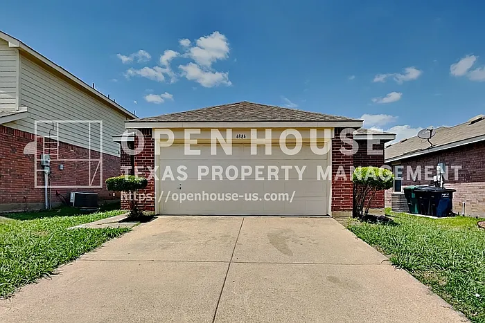 4884 Waterford Dr — Photo 1
