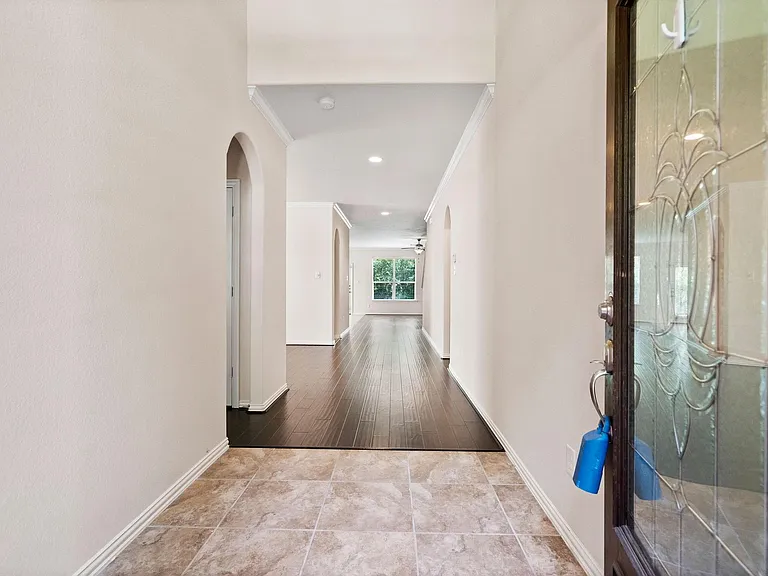 46 Black Swan Ct — Photo 7