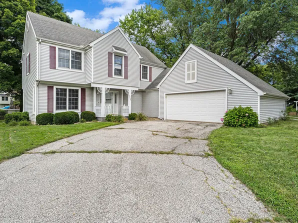 1952 Galena Ct, Valparaiso, IN 46385