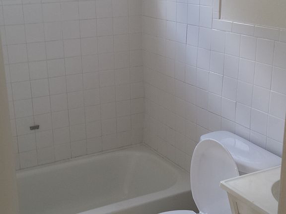 2nd image of 1138 29th St S