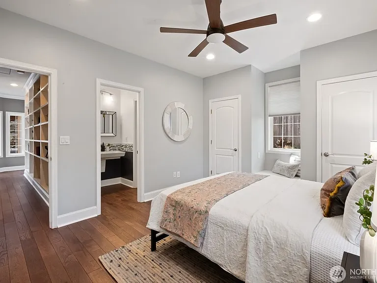 17247 SE 54th Pl — Photo 20