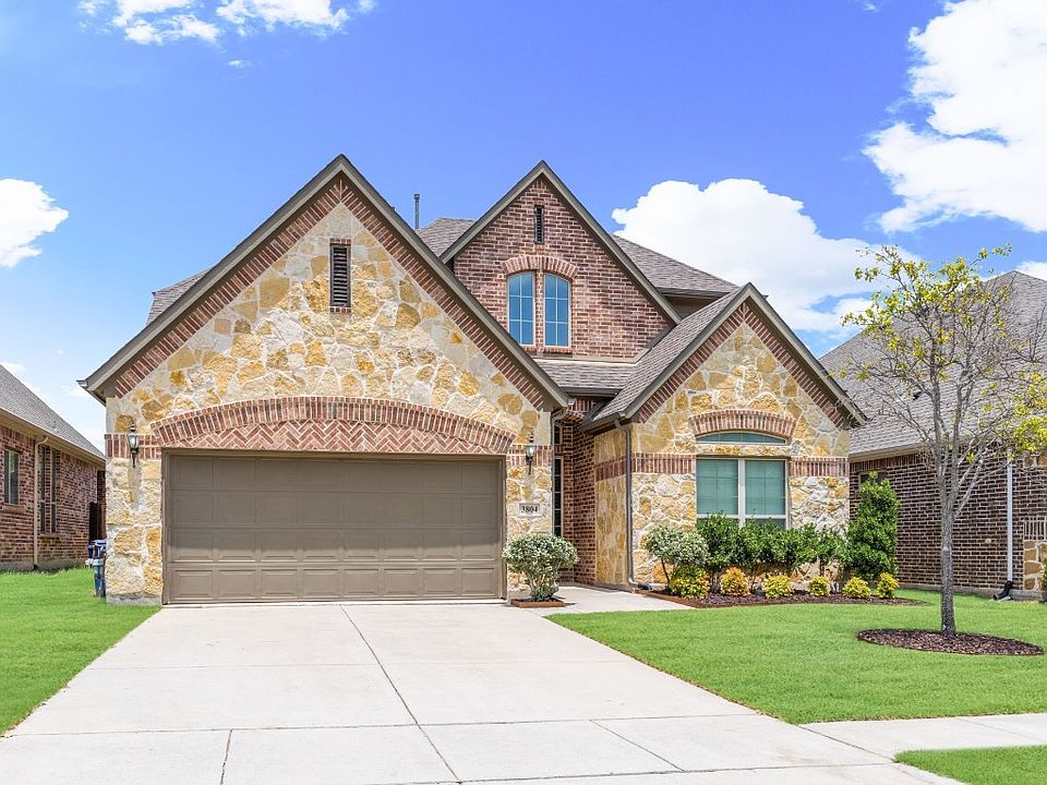 1st image of 3804 Walden Dr
