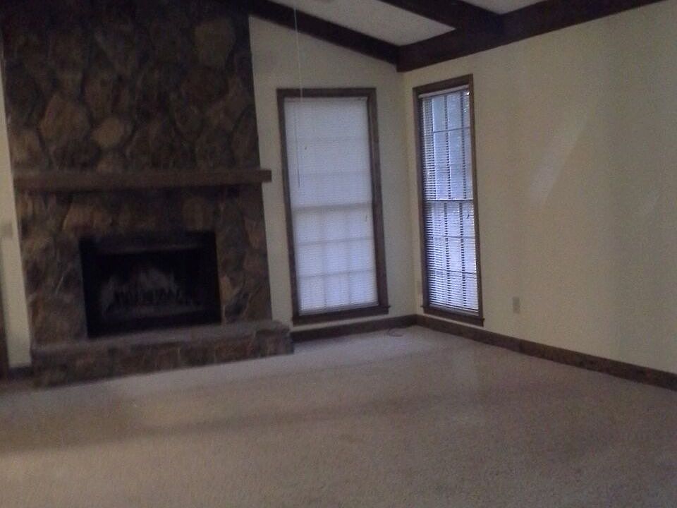 1st image of 1421 Brookcliff Dr
