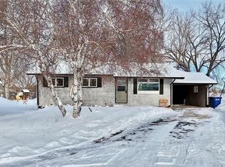 19 Hudson BAY, Esterhazy, SK S0A 0X0