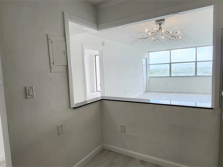 1200 NE Miami Gardens Dr #1005W — Photo 6