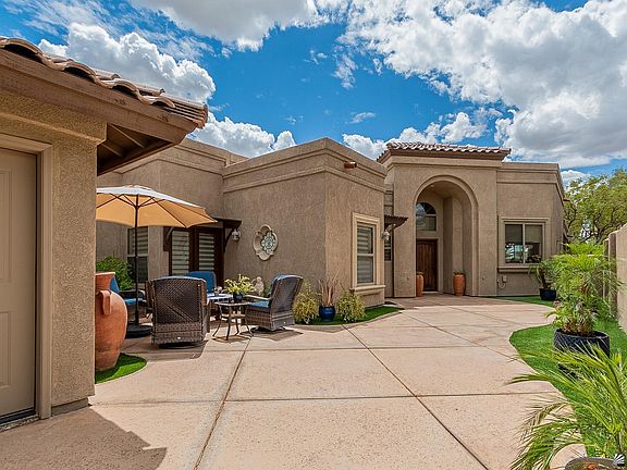 3rd image of 4601 W La Quinta Ln