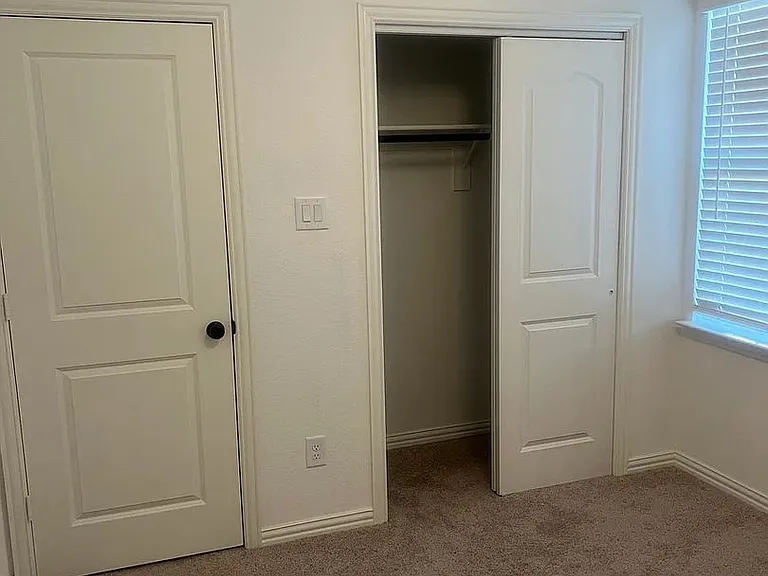 7512 Jones Dr — Photo 5