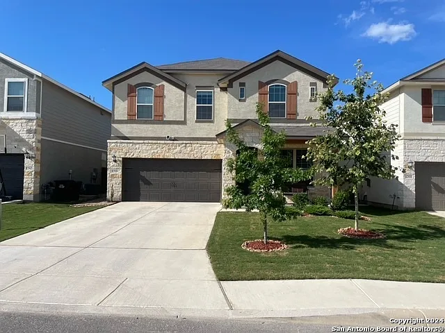 12939 Mayowa St