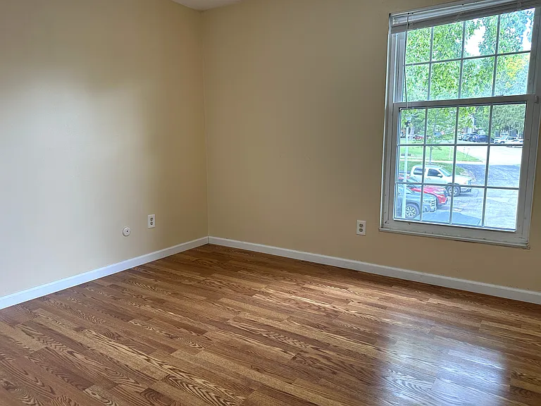 452 Chapel Ridge Dr #H — Photo 22