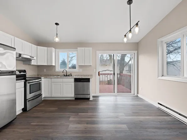 1211 West South Park AVENUE, Oshkosh, WI 54902