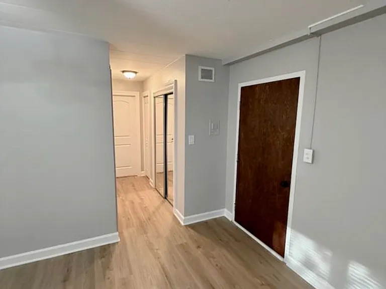 2025 W Granville Ave #B110 — Photo 7