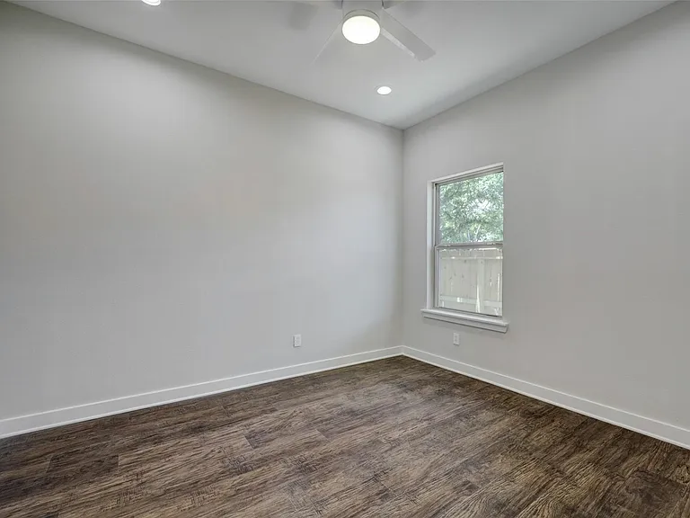 1601 Bigelow St — Photo 11